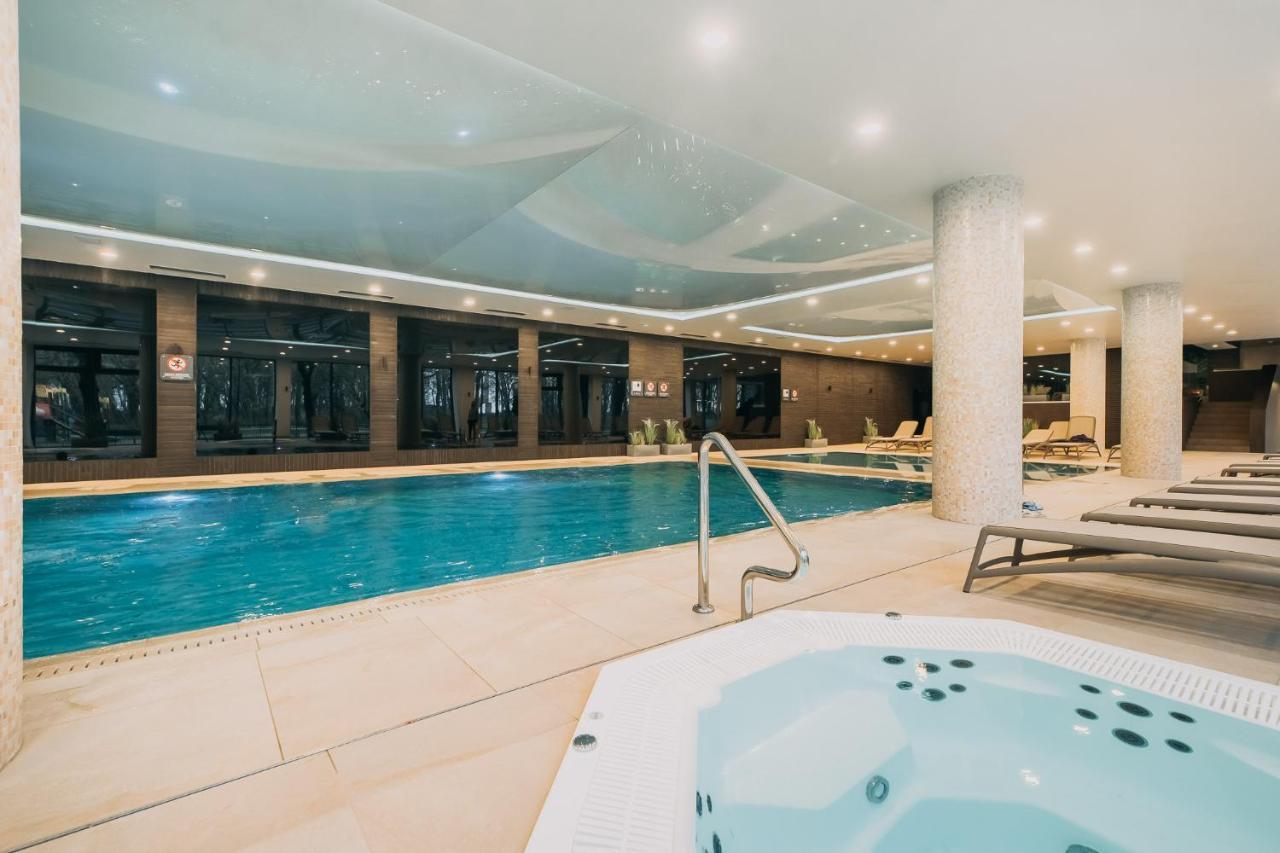 Nadmorskie Tarasy Apartament Wave Surfingbird Kołobrzeg Buitenkant foto